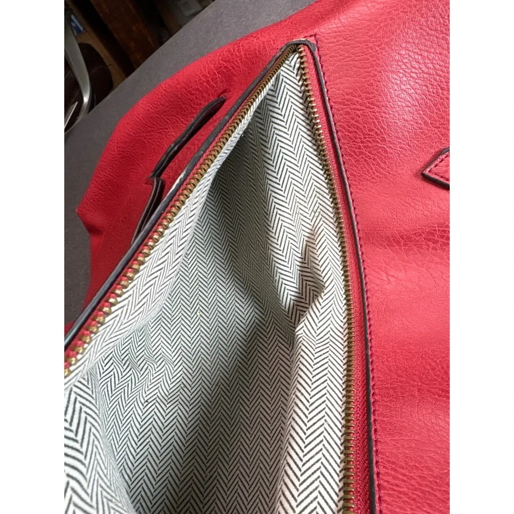 Mathew + Julian Red Faux‎ Leather Tote Shoulder Bag Gold Hardware Chevron Lining